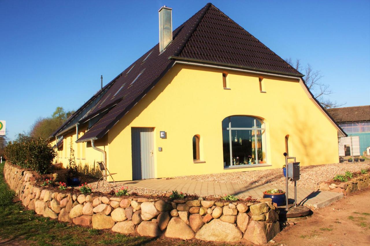 Familienfreundliche Ferienwohnung Am Reuterteich Seedorf  Exterior photo